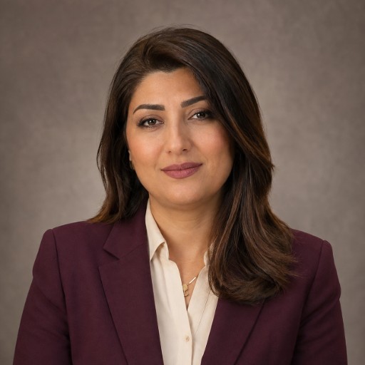 زينة الكندية